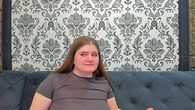 LissaBigTitts webcam