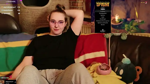 GamerGirl_Eve webcam