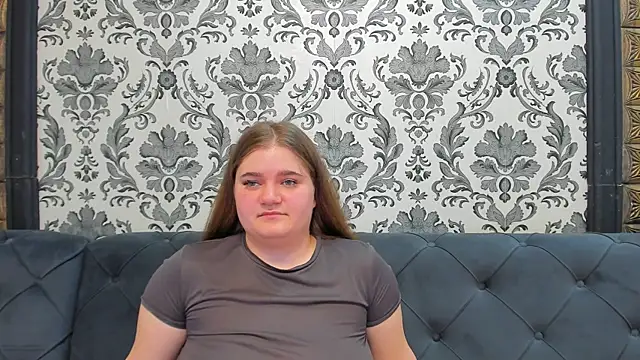 LissaBigTitts webcam