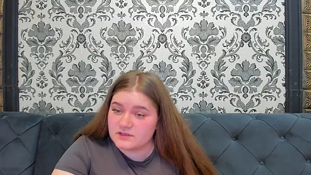 LissaBigTitts webcam