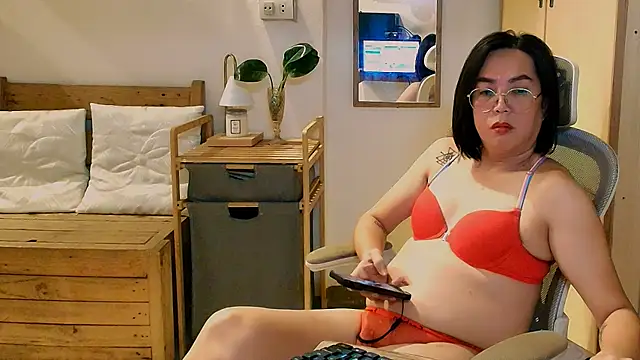 mori-liciousxxx webcam