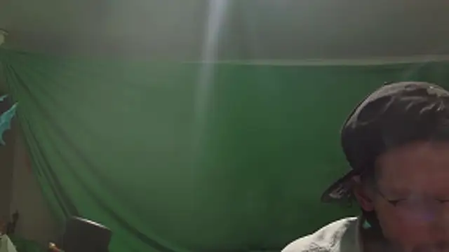 MasterDaddyCool webcam