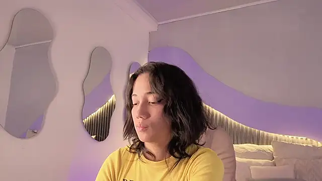 hot_little_bunny webcam