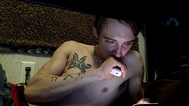 Ilovepussy1911 webcam