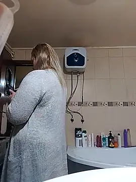 BigBoobsMia120 webcam