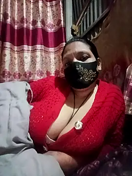 Webcam Model (Ripa-) is live