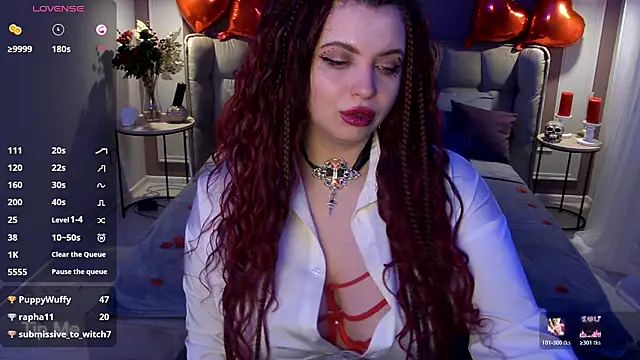 Miss_Maya_Mils webcam