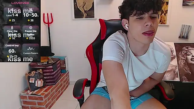 Angelo-cianuro- webcam