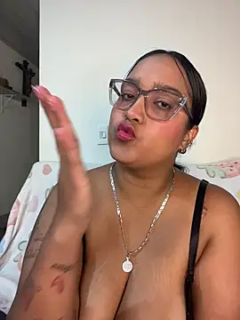 Webcam Model (Teffy__xxx)  is live.Free join now!