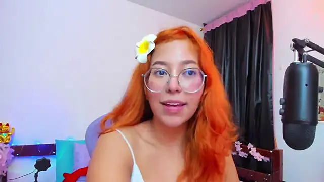 _Moon_Johnson webcam