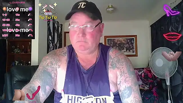 KINKYBLUEYES69 webcam