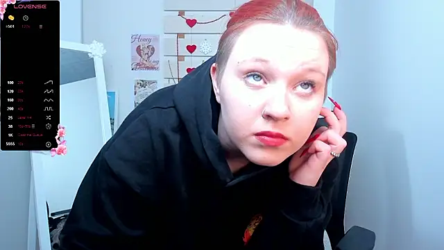 foxplayxx - FoxPlayXX's free webcam - UK Sex Cams