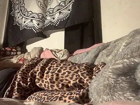 Webcam Model (Sexy_ebony_BunNey)  is live.Free join now!