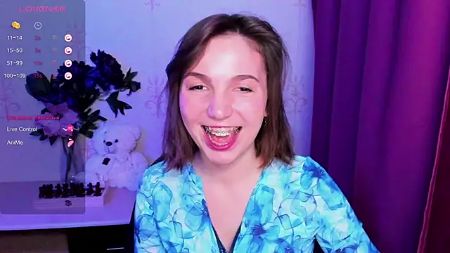 KindHazelHere_ webcam