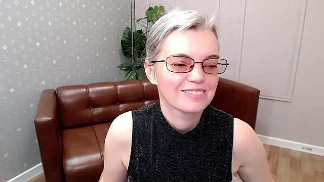 Cutie_Erikaa1 webcam