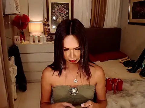 Nathalieheartt webcam