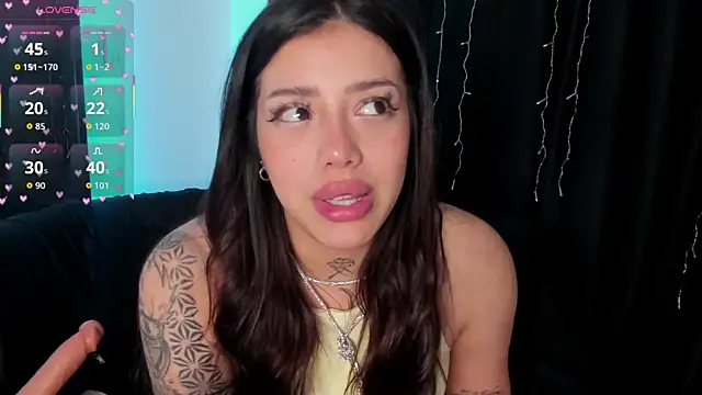 AshleyWinslow webcam