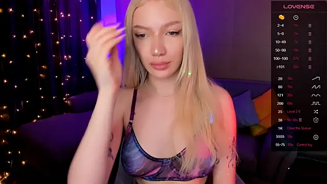 AnyaTaylor_