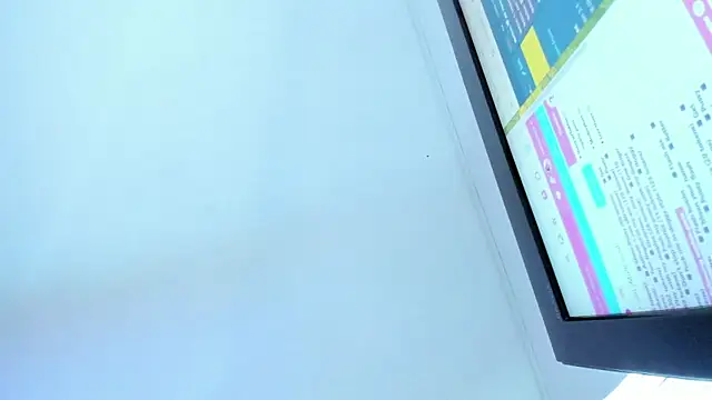 sophie_pariss webcam