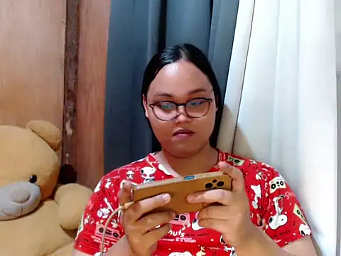 _Lylia Live Webcam on Stripchat