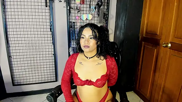 Twisted_Fantasy webcam