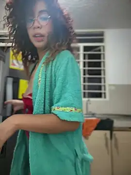 woo_isdaphne - Woo_isDaphne's free webcam