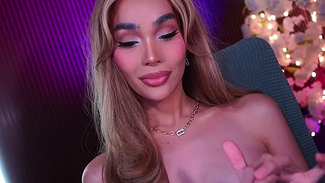 xxforyoureyesonlyxx webcam