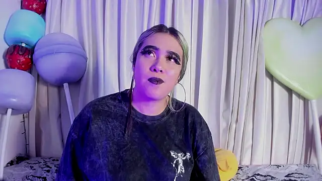 Lilith_Zenith_ webcam