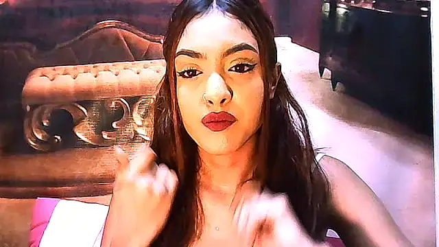 IndianPretty14u2Luv webcam