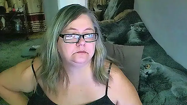 sex2 (F mature) - naked, squirt