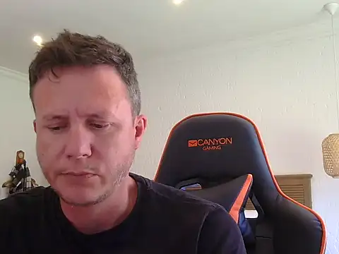 TroyDieselXXX webcam