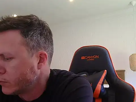 TroyDieselXXX webcam