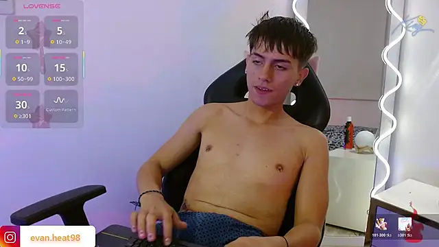 EVAN_TAY webcam