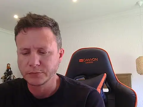 TroyDieselXXX webcam