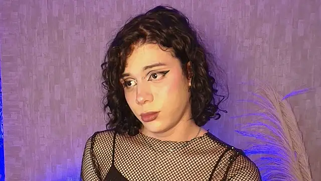 pixy_20 - Pixy_20's free webcam - UK Sex Cams