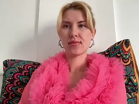 ilymaris - Ilymaris's free webcam - UK Sex Cams