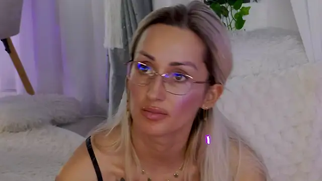 IsabelleEthan webcam