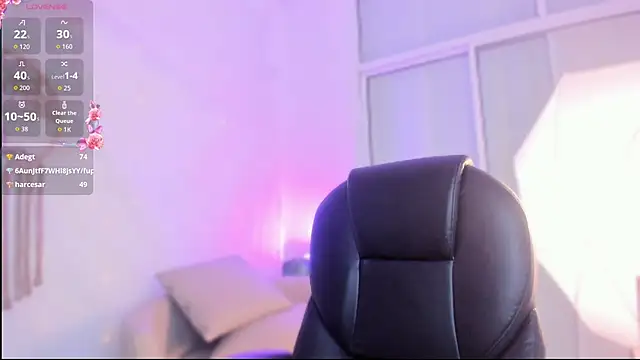 ginni_charlotte - Ginni_charlotte's free webcam