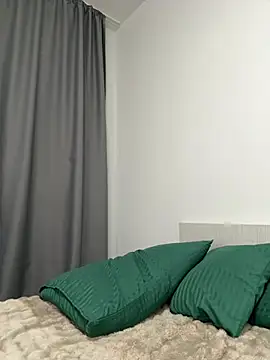 scarlett-dream (F young) - 2 vids for last tipper