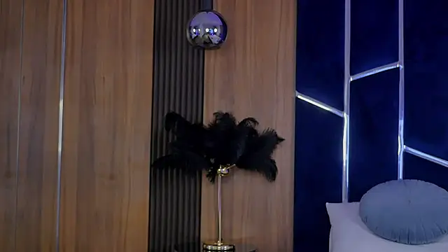 talia_lure - Talia_Lure's free webcam - UK Sex Cams