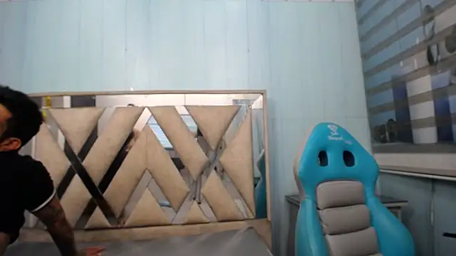 allison_max_tattoo webcam