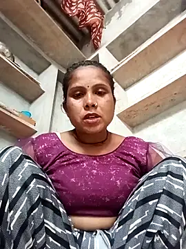 Webcam Model (Shreya_pandit) is live