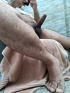 Hjnbwjehiu8j3473eb webcam