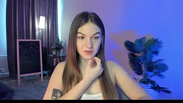 luna_lust_212 webcam