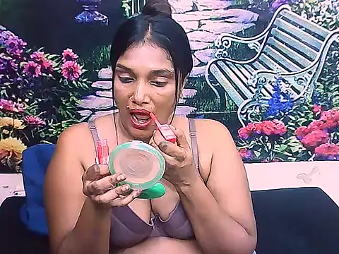 IndianSexyLady20 webcam