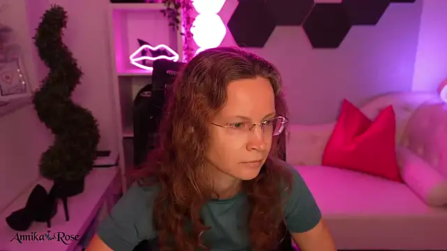 AnnikaRose webcam