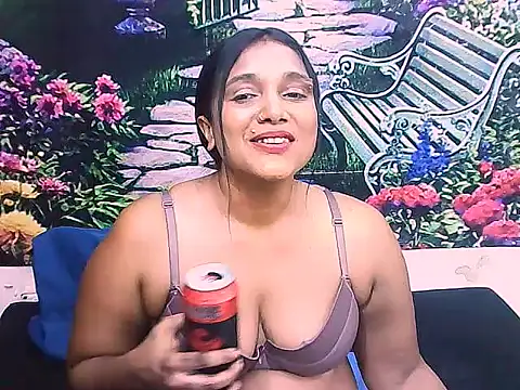IndianSexyLady20 webcam