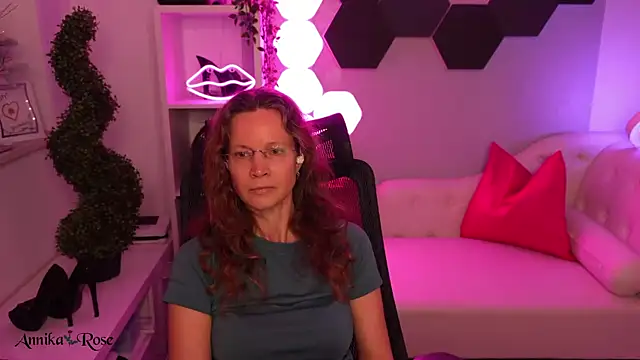 AnnikaRose webcam