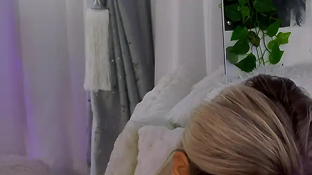 IsabelleEthan webcam