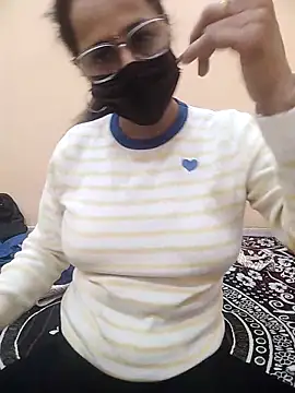 Webcam Model (meenu_bhabhi547)  is live.Free join now!